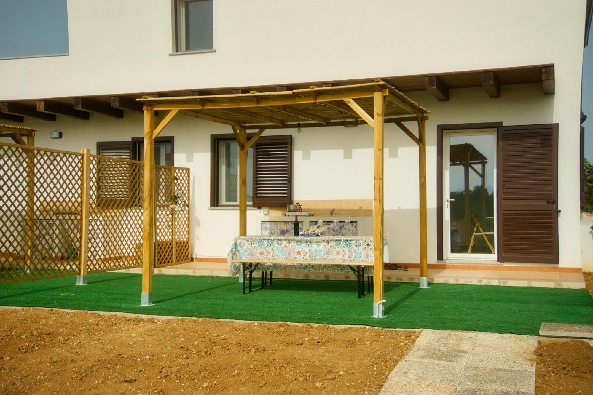 Guesthouse I Tramonti Olmedo Exterior foto